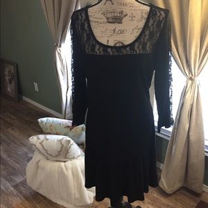 3/4 sleeve black dress from Venus